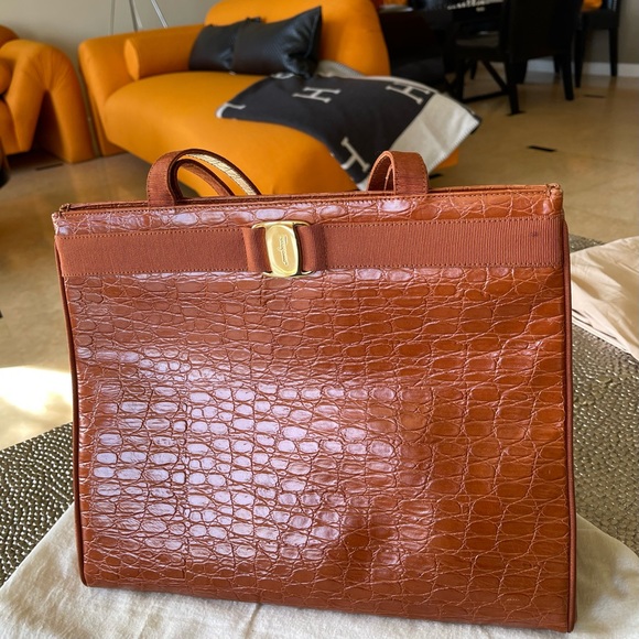 Salvatore Ferragamo Handbags - VINTAGE Salvatore FERRAGAMO BROWN BAG